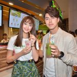 อร่อยอื้อหือ!…เซเลบฯสะดวกดื่มแบบนี้	#แจมบาร์ จูซ ( #jamba juice)